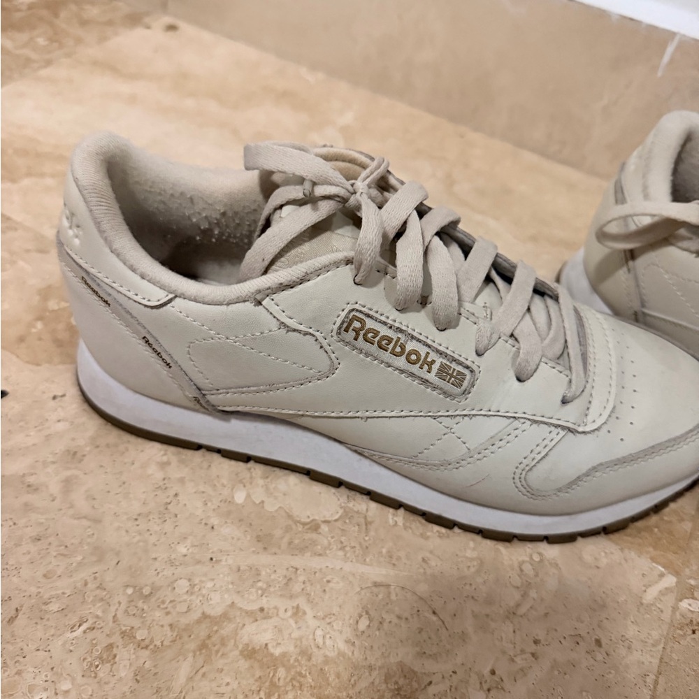 Reebok Leather Sneakers in Cream